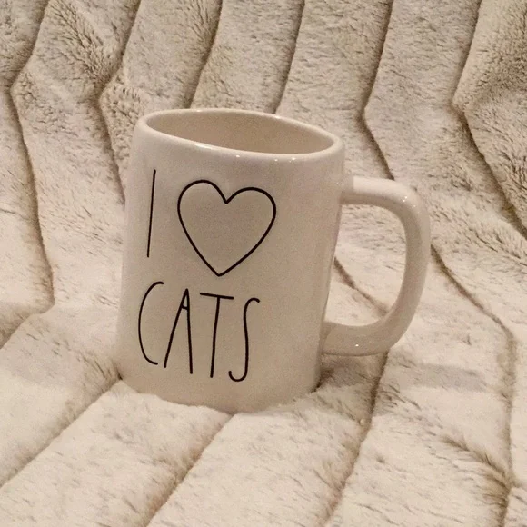 🔥 NWT 🐱 Rae Dunn I LOVE CATS Mug 🐈 Heart ❤️ - Picture 1 of 9